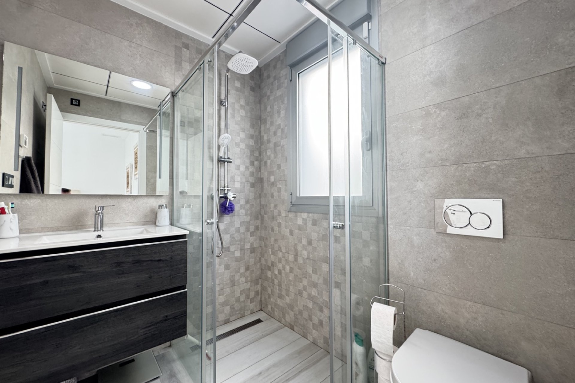 Återförsäljning - Villa -
Lomas de Cabo Roig