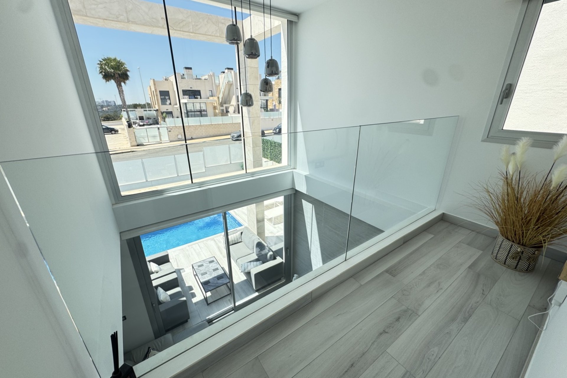 Återförsäljning - Villa -
Lomas de Cabo Roig