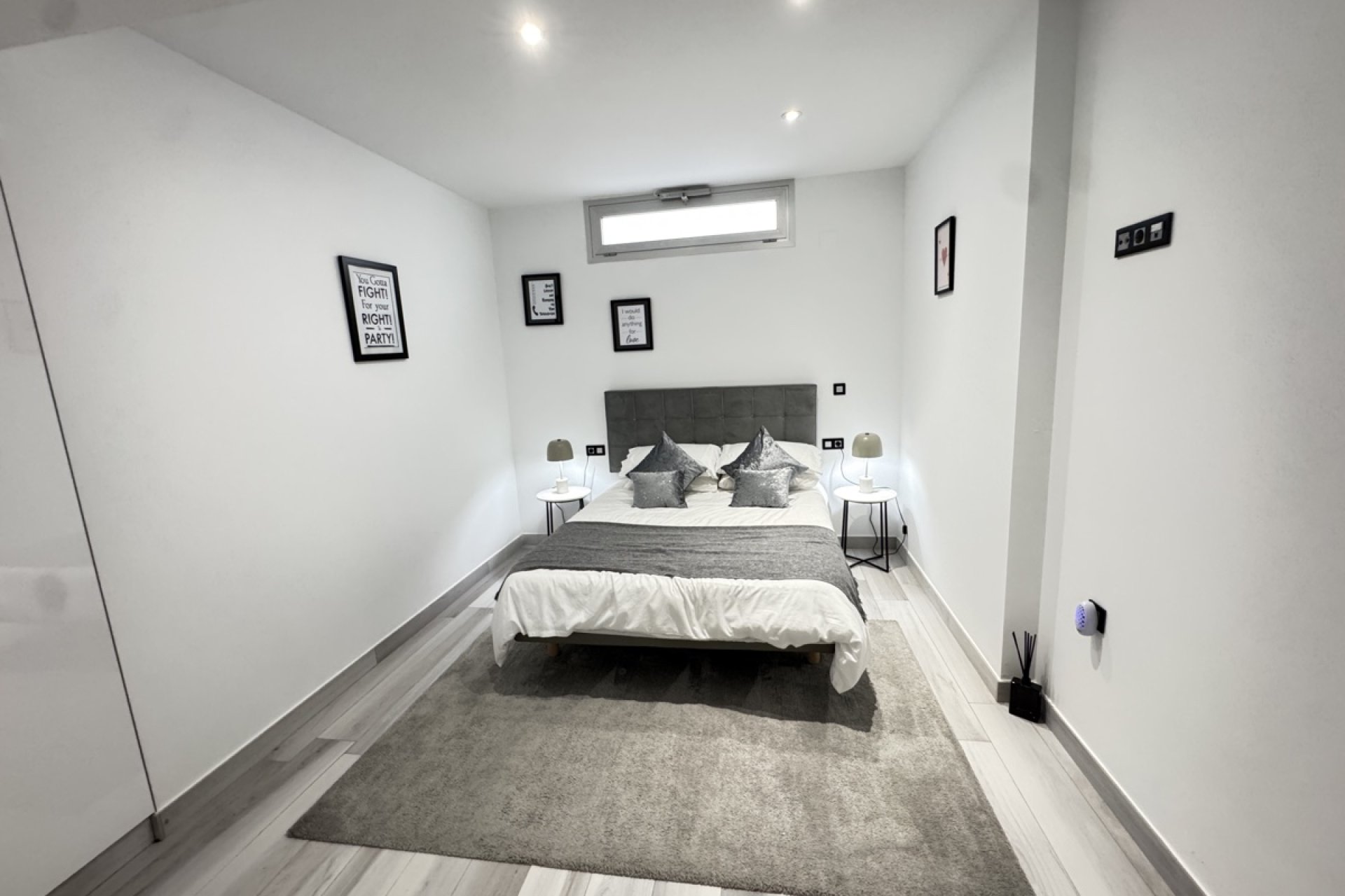 Återförsäljning - Villa -
Lomas de Cabo Roig