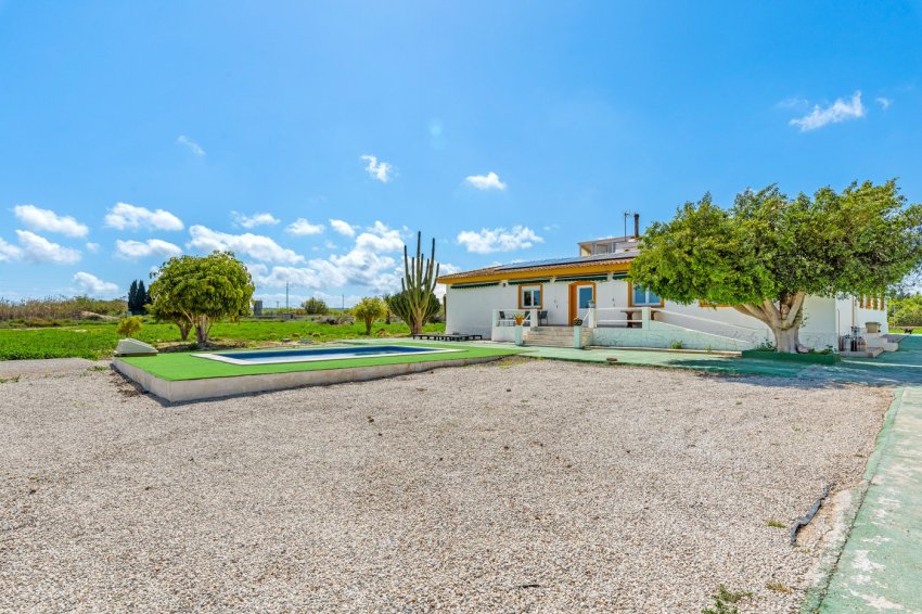 Återförsäljning - Villa -
Los Montesinos