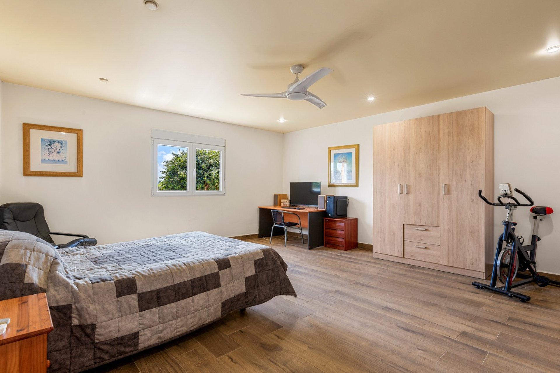 Återförsäljning - Villa -
Los Montesinos