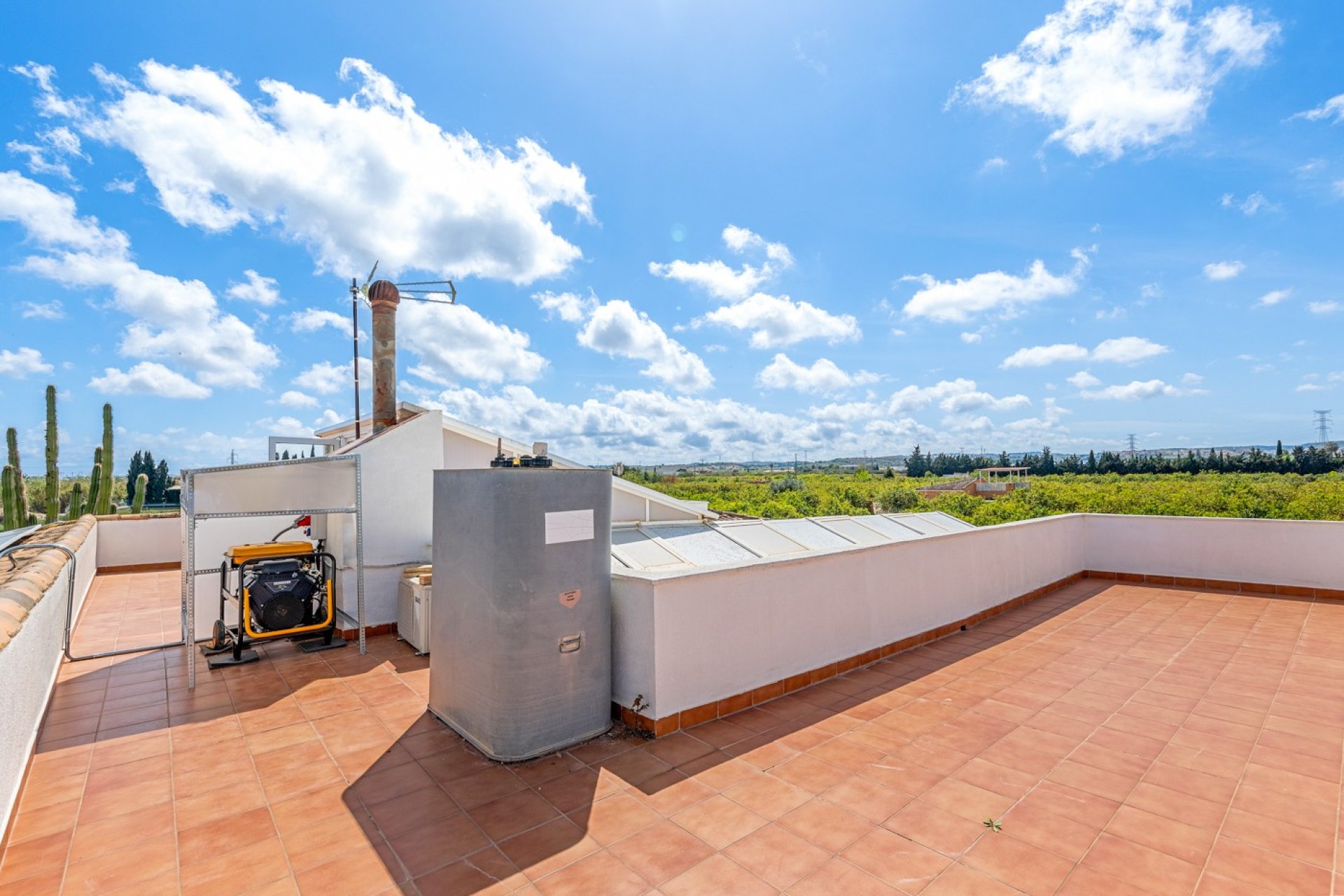 Återförsäljning - Villa -
Los Montesinos