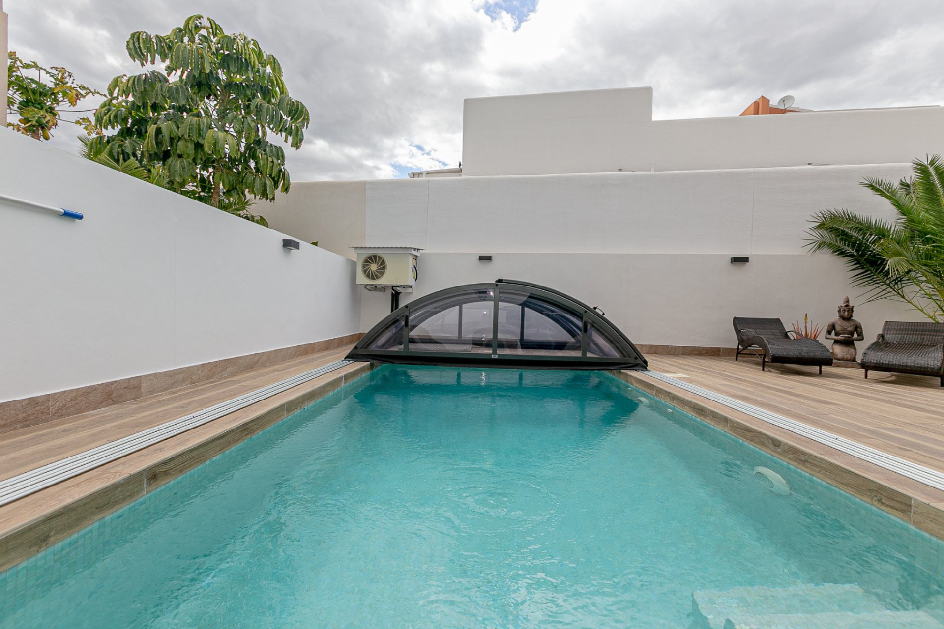 Återförsäljning - Villa -
Los Montesinos