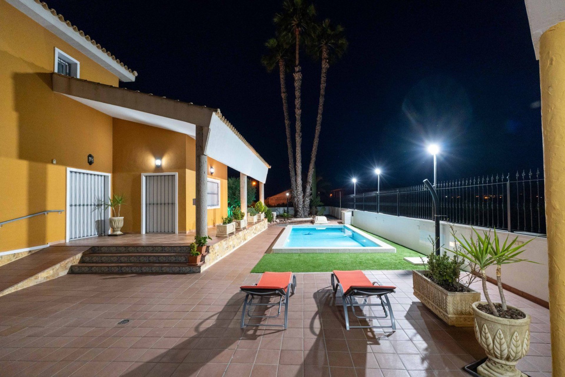Återförsäljning - Villa -
Orihuela - Correntías Medias