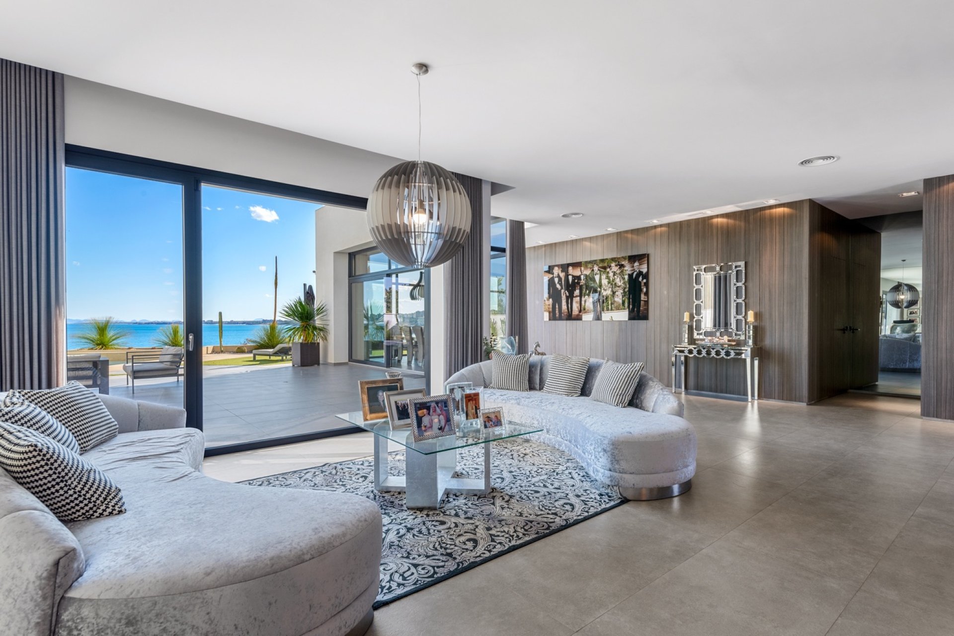 Återförsäljning - Villa -
Orihuela Costa - Cabo Roig