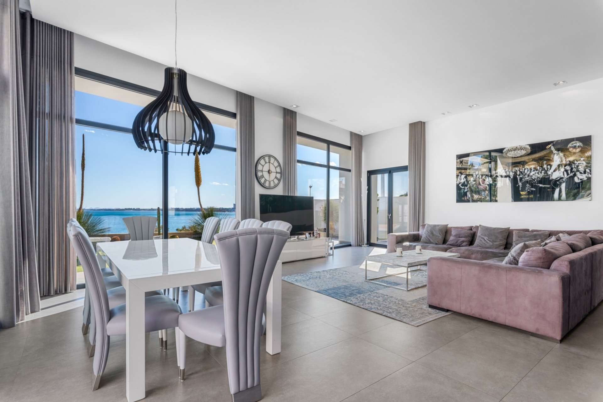 Återförsäljning - Villa -
Orihuela Costa - Cabo Roig