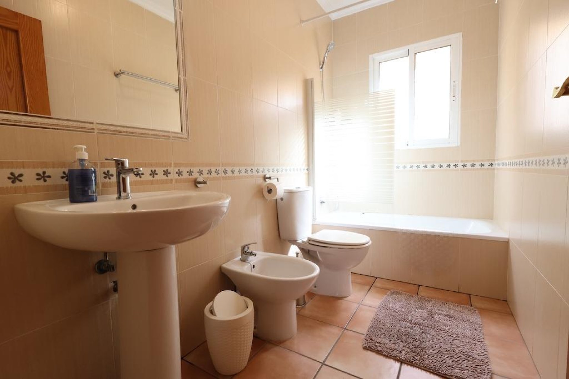 Återförsäljning - Villa -
Orihuela Costa - Cabo Roig