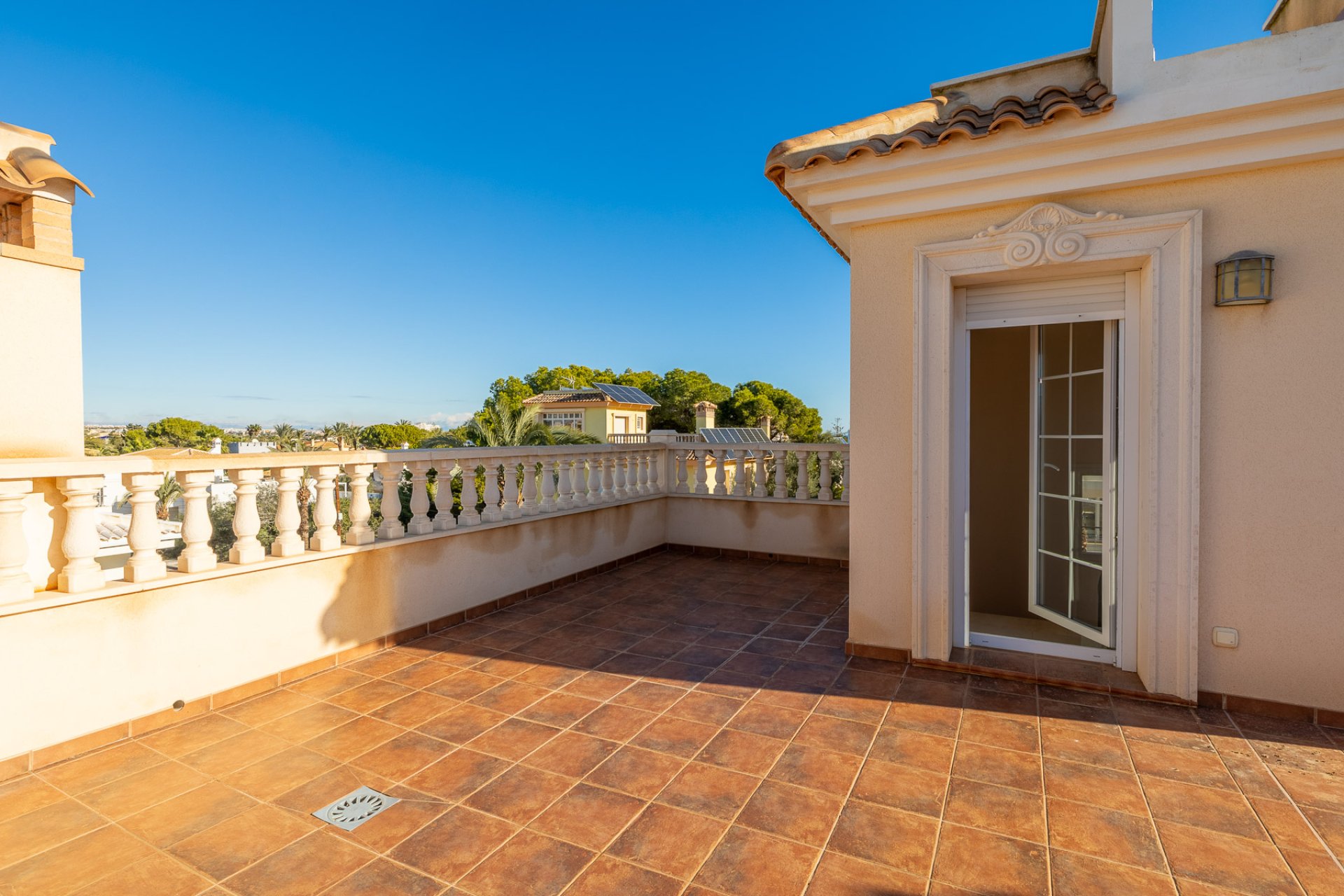 Återförsäljning - Villa -
Orihuela Costa - Cabo Roig