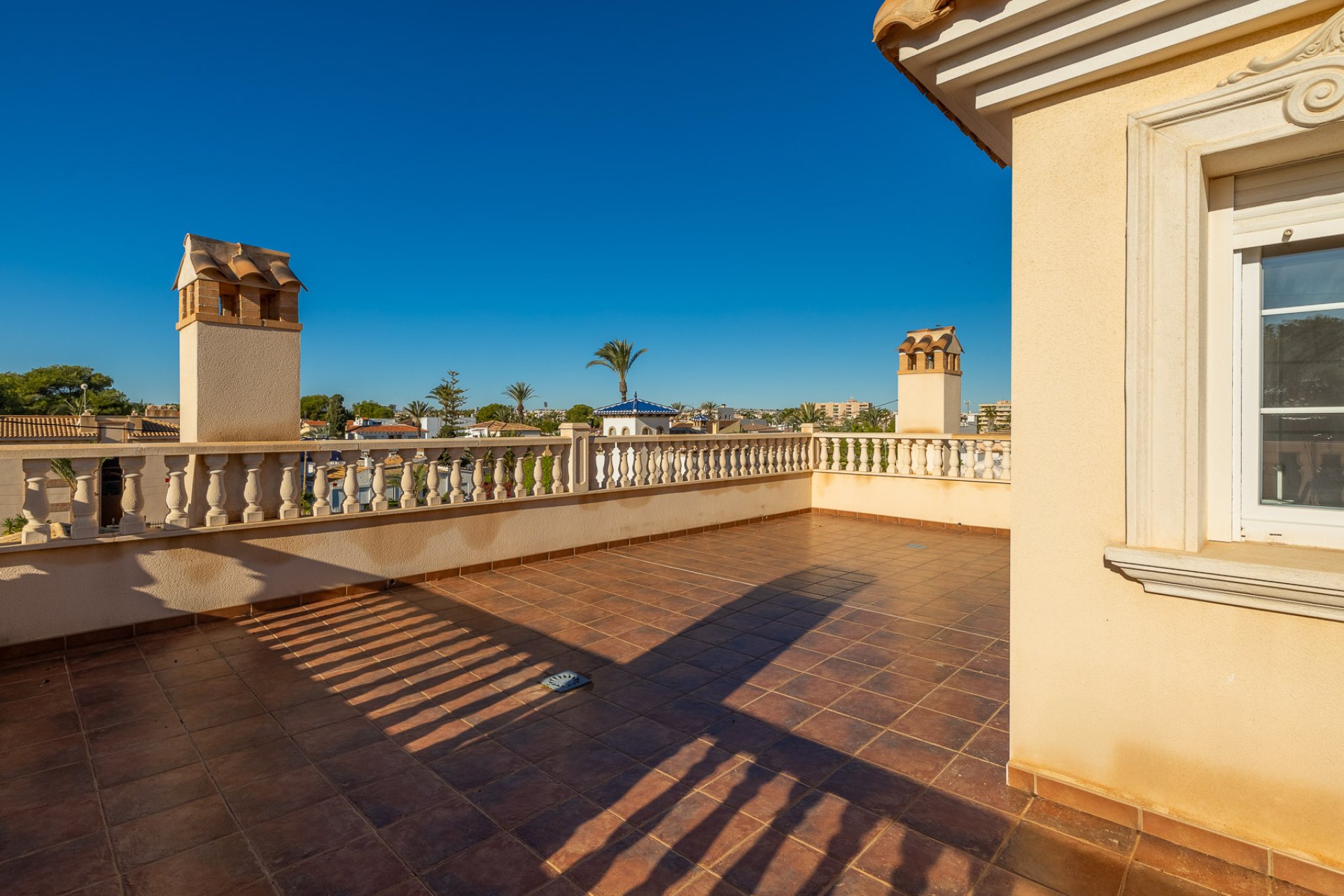 Återförsäljning - Villa -
Orihuela Costa - Cabo Roig