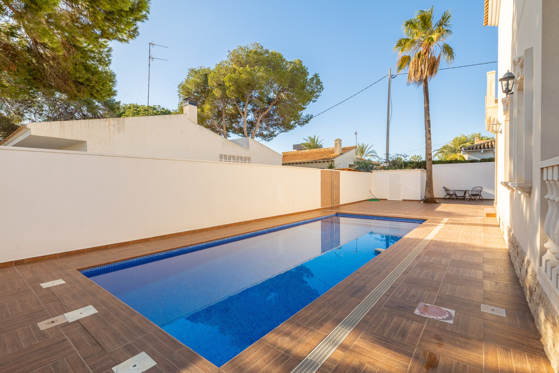 Återförsäljning - Villa -
Orihuela Costa - Cabo Roig