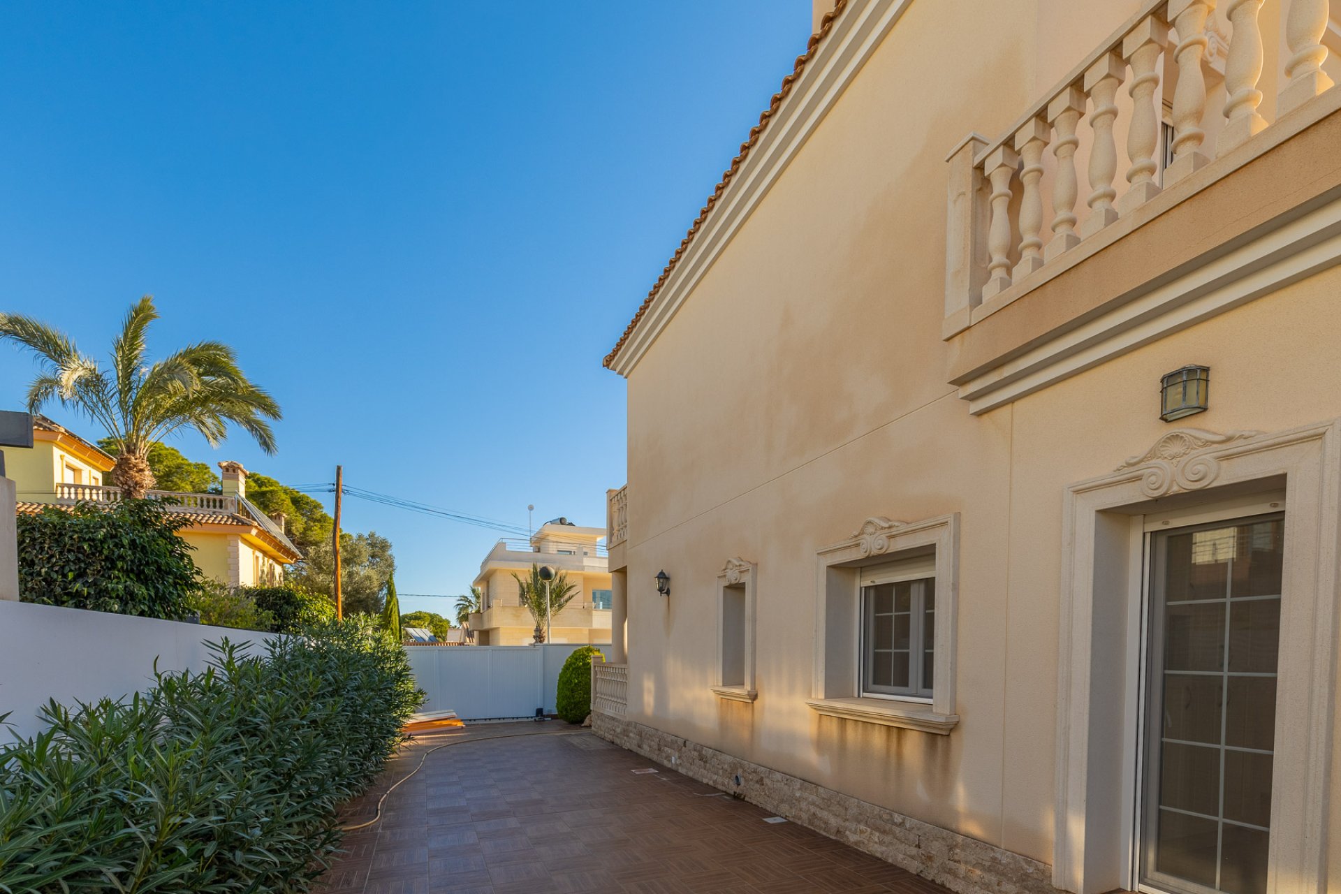 Återförsäljning - Villa -
Orihuela Costa - Cabo Roig