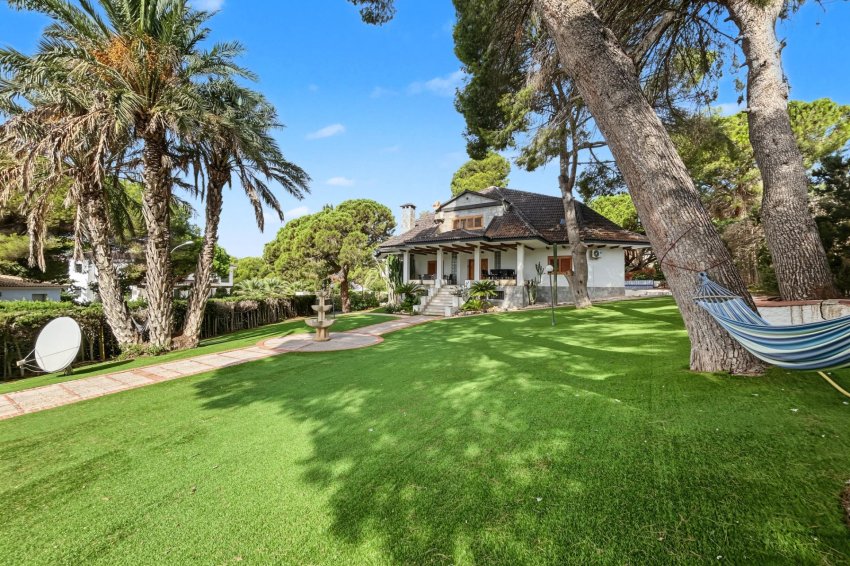 Återförsäljning - Villa -
Orihuela Costa - Campoamor