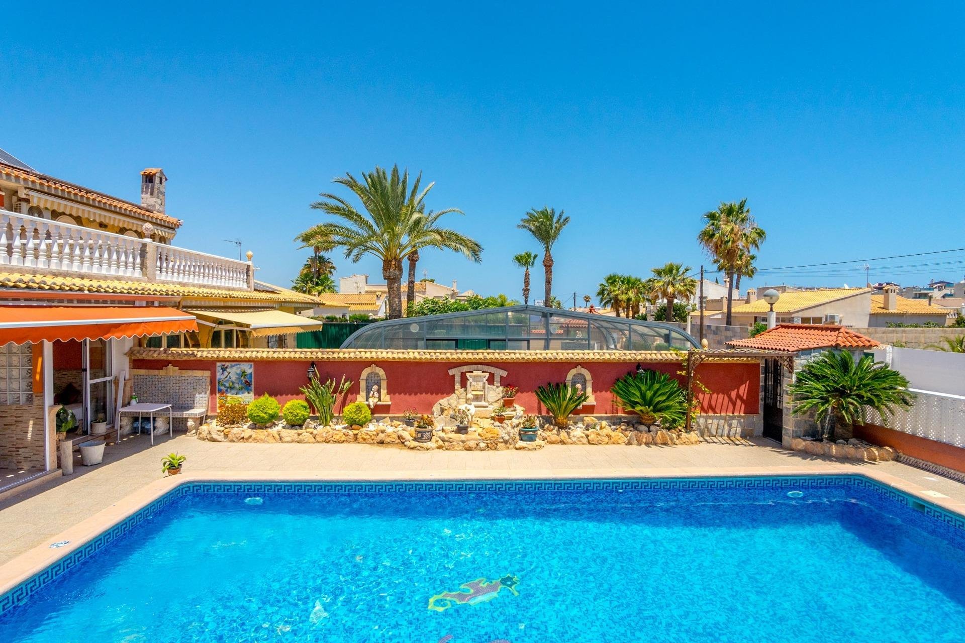 Återförsäljning - Villa -
Orihuela Costa - Campoamor