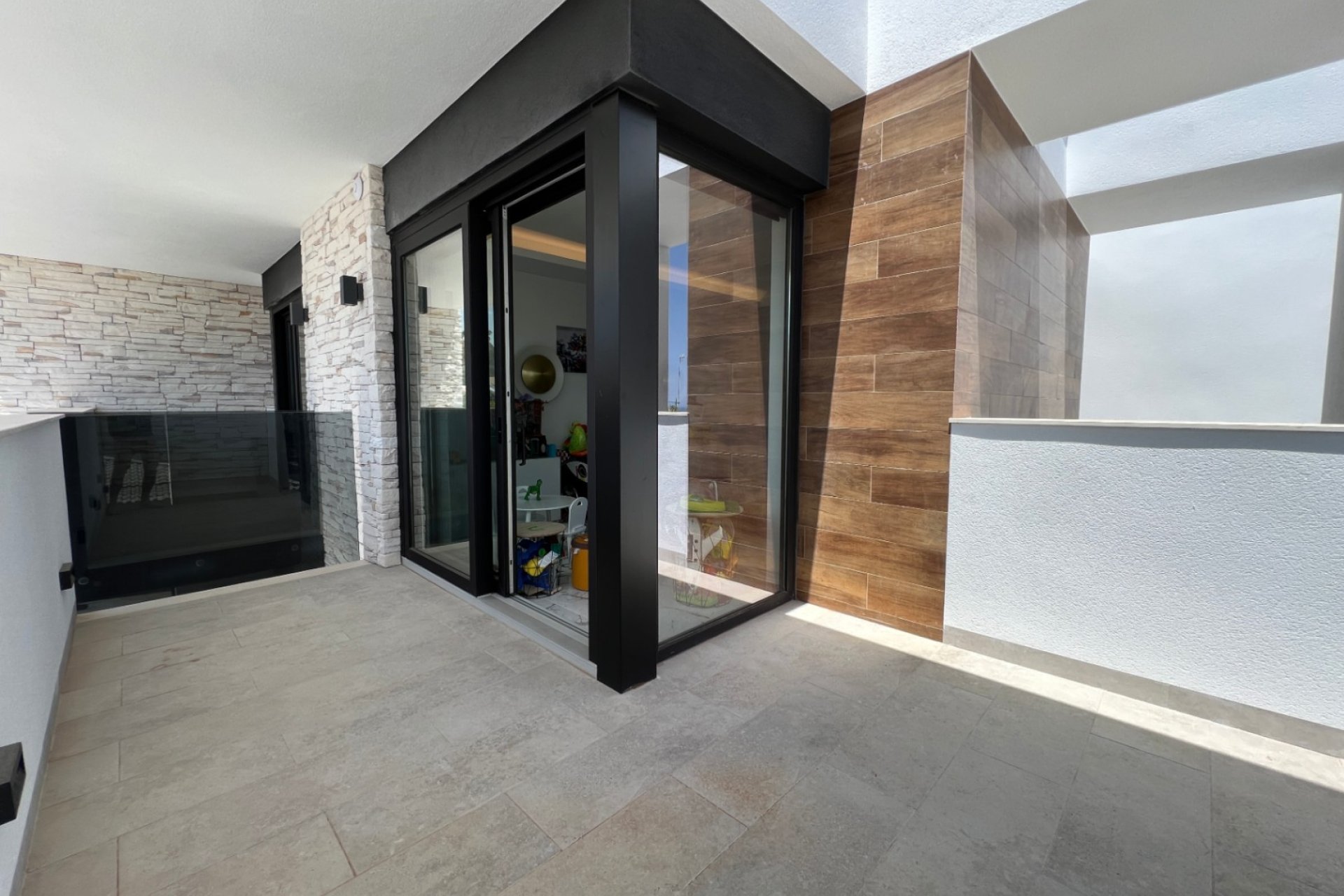 Återförsäljning - Villa -
Orihuela Costa - Costa Blanca Sur