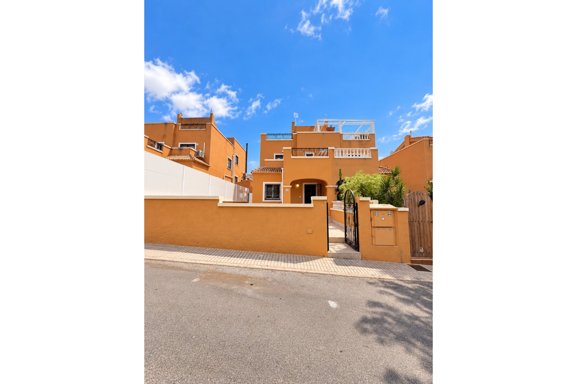 Återförsäljning - Villa -
Orihuela Costa - Dream Hills