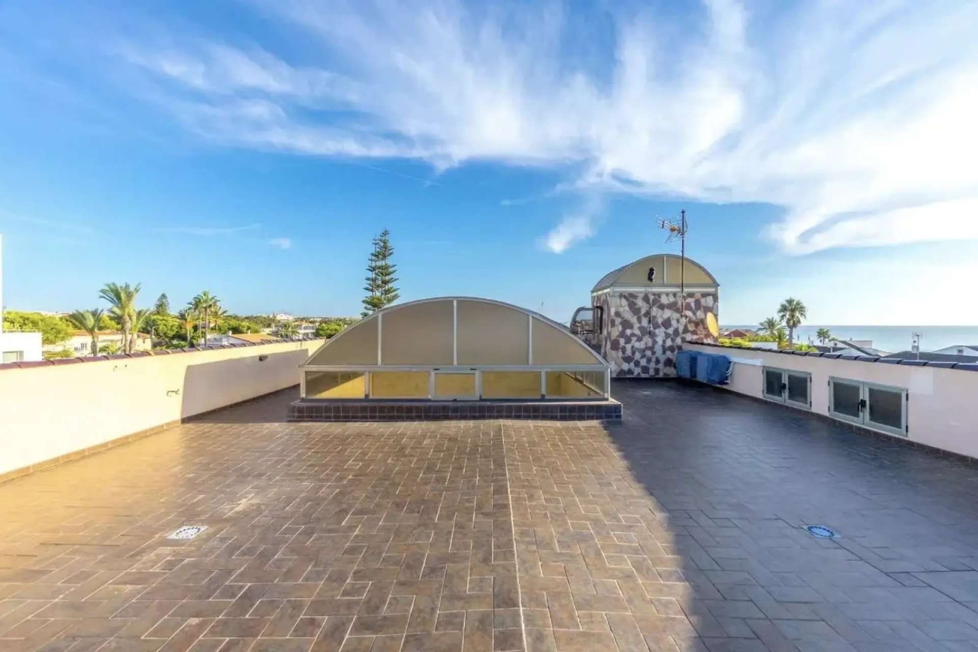 Återförsäljning - Villa -
Orihuela Costa - La Zenia