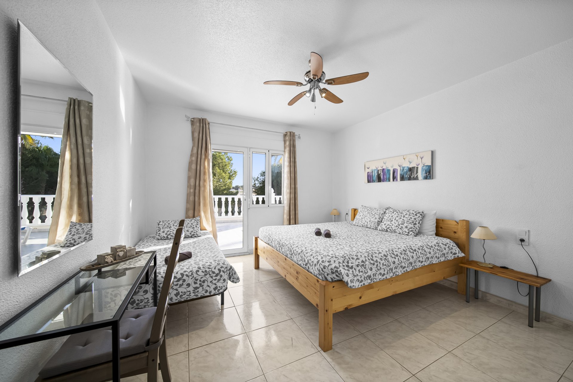 Återförsäljning - Villa -
Orihuela Costa - La Zenia