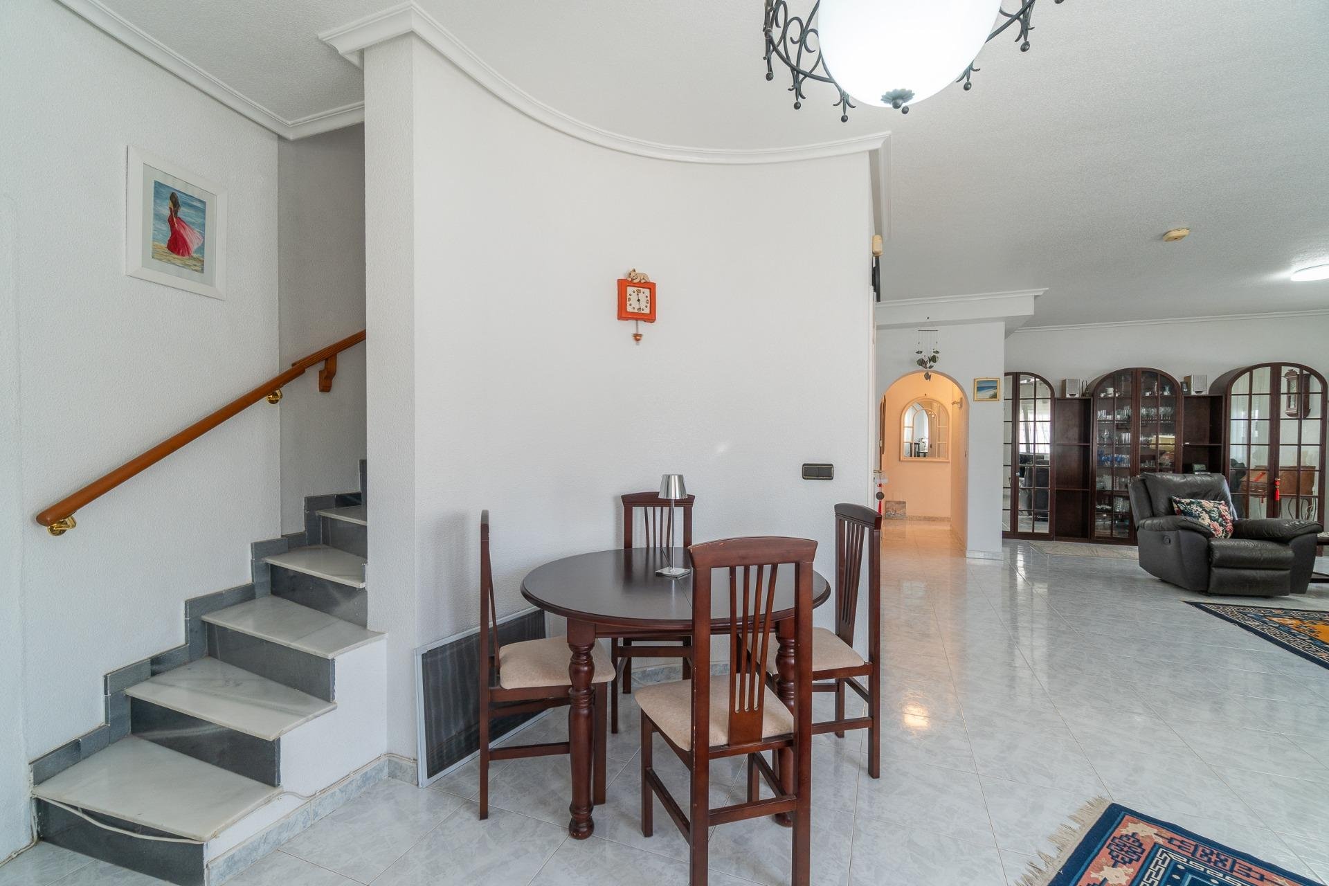 Återförsäljning - Villa -
Orihuela Costa - La Zenia