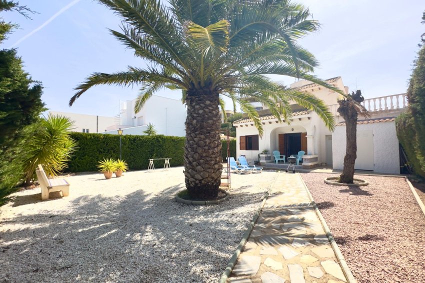 Återförsäljning - Villa -
Orihuela Costa - La Zenia