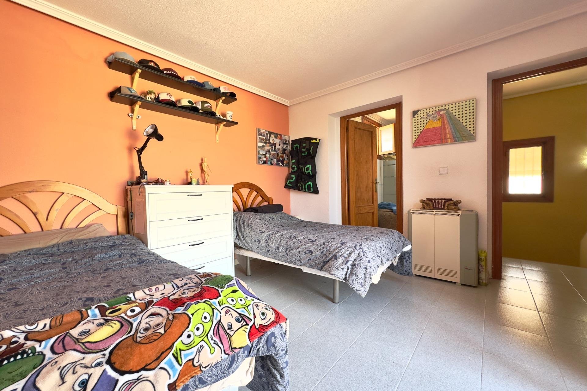 Återförsäljning - Villa -
Orihuela Costa - La Zenia
