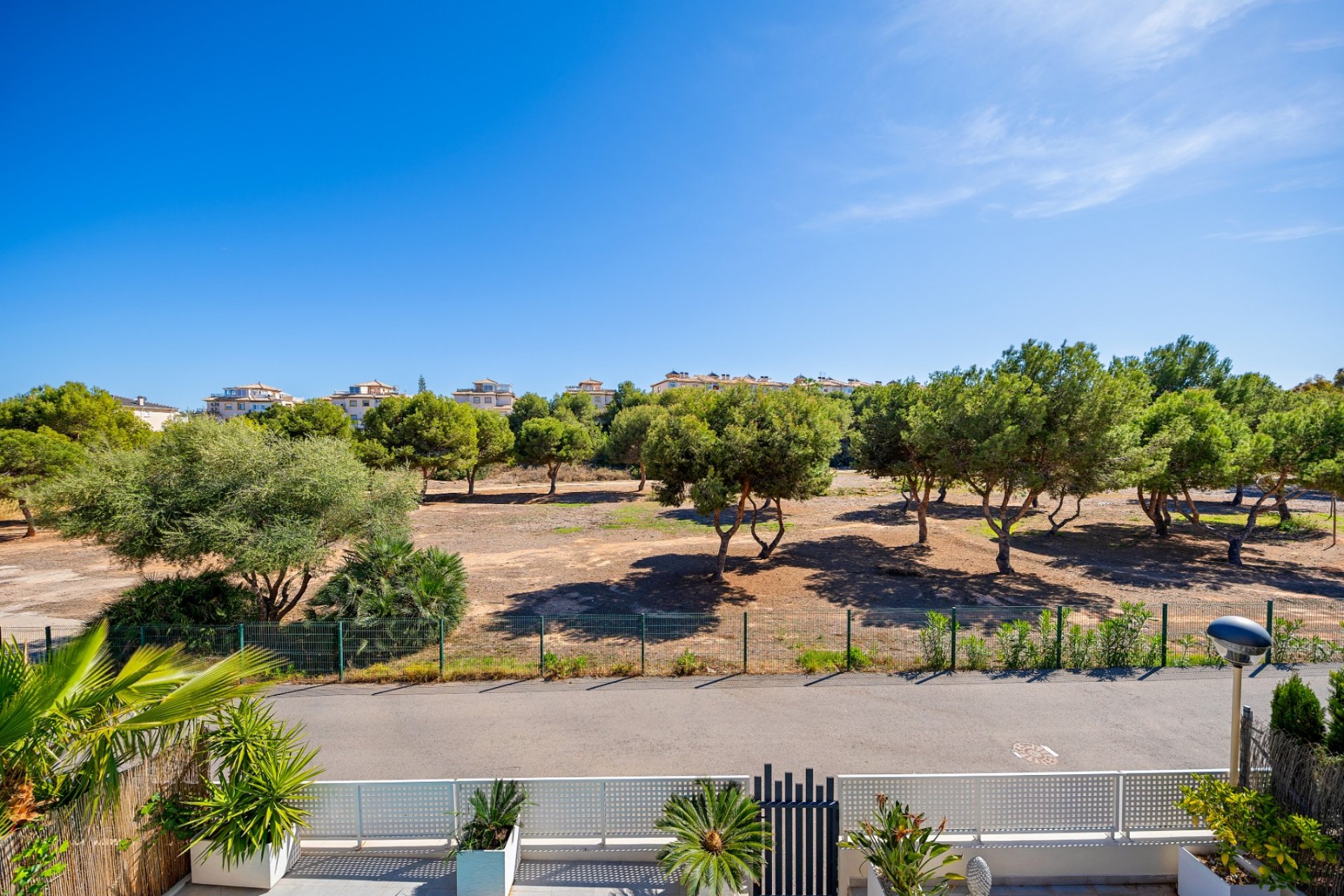 Återförsäljning - Villa -
Orihuela Costa - La Zenia