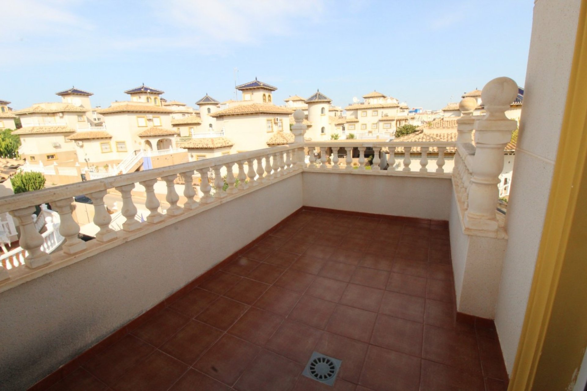 Återförsäljning - Villa -
Orihuela Costa - La Zenia