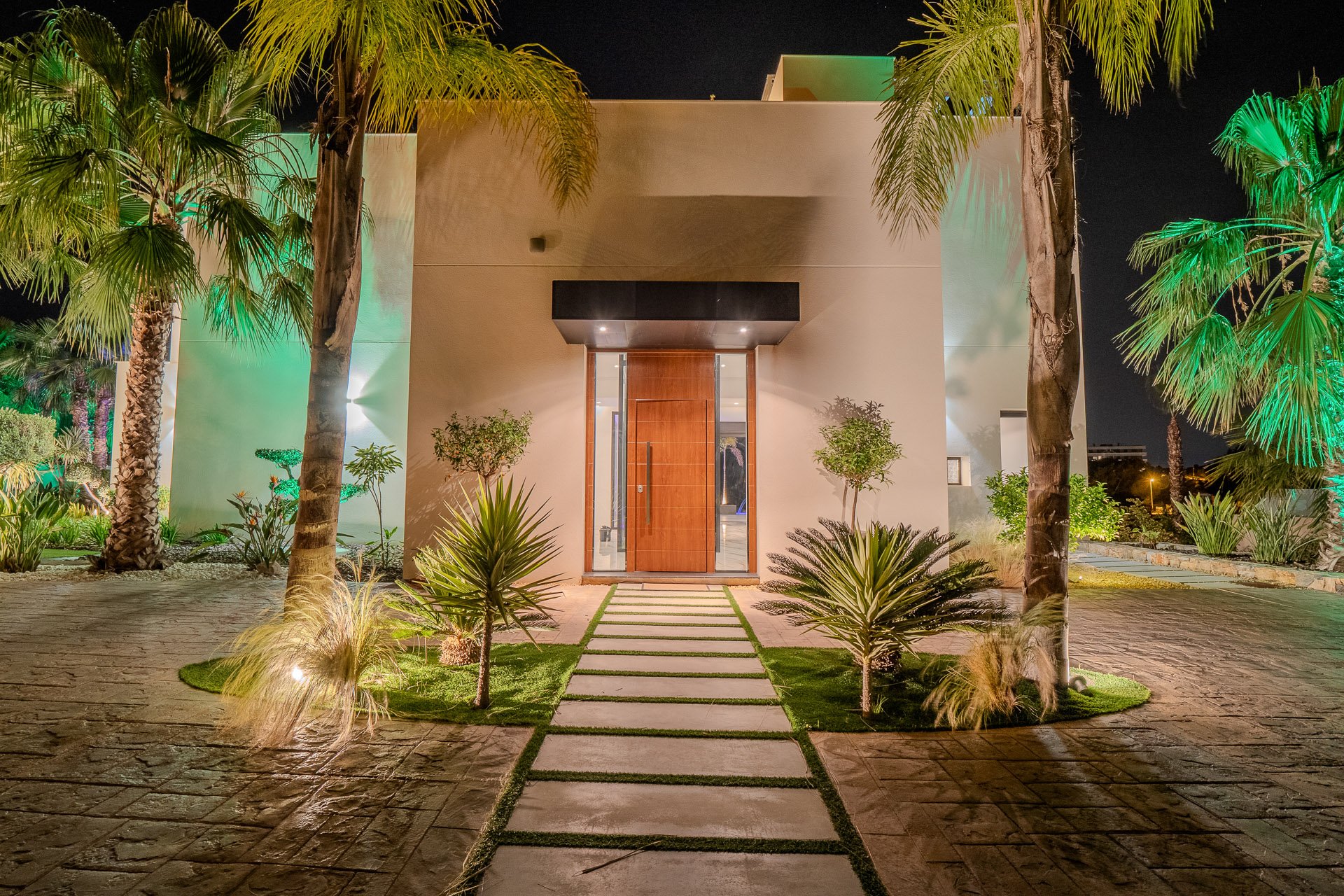 Återförsäljning - Villa -
Orihuela Costa - Las Colinas Golf