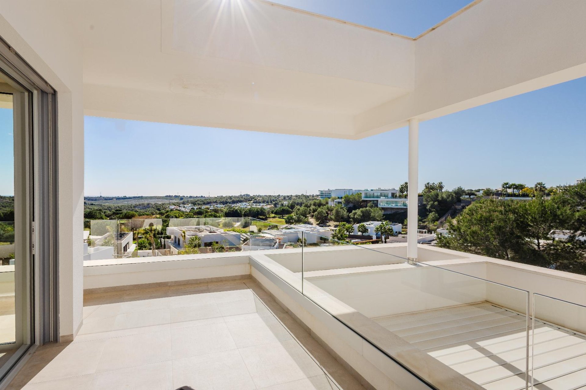 Återförsäljning - Villa -
Orihuela Costa - Las Colinas Golf