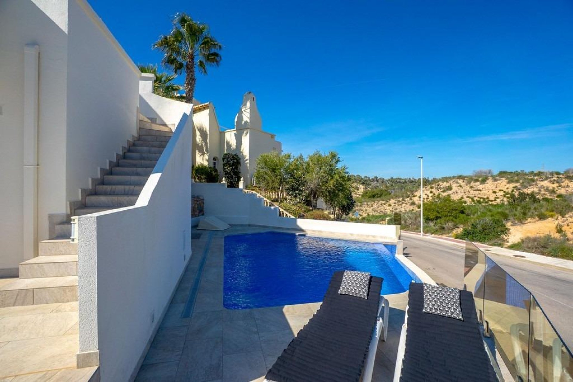 Återförsäljning - Villa -
Orihuela Costa - Las Ramblas