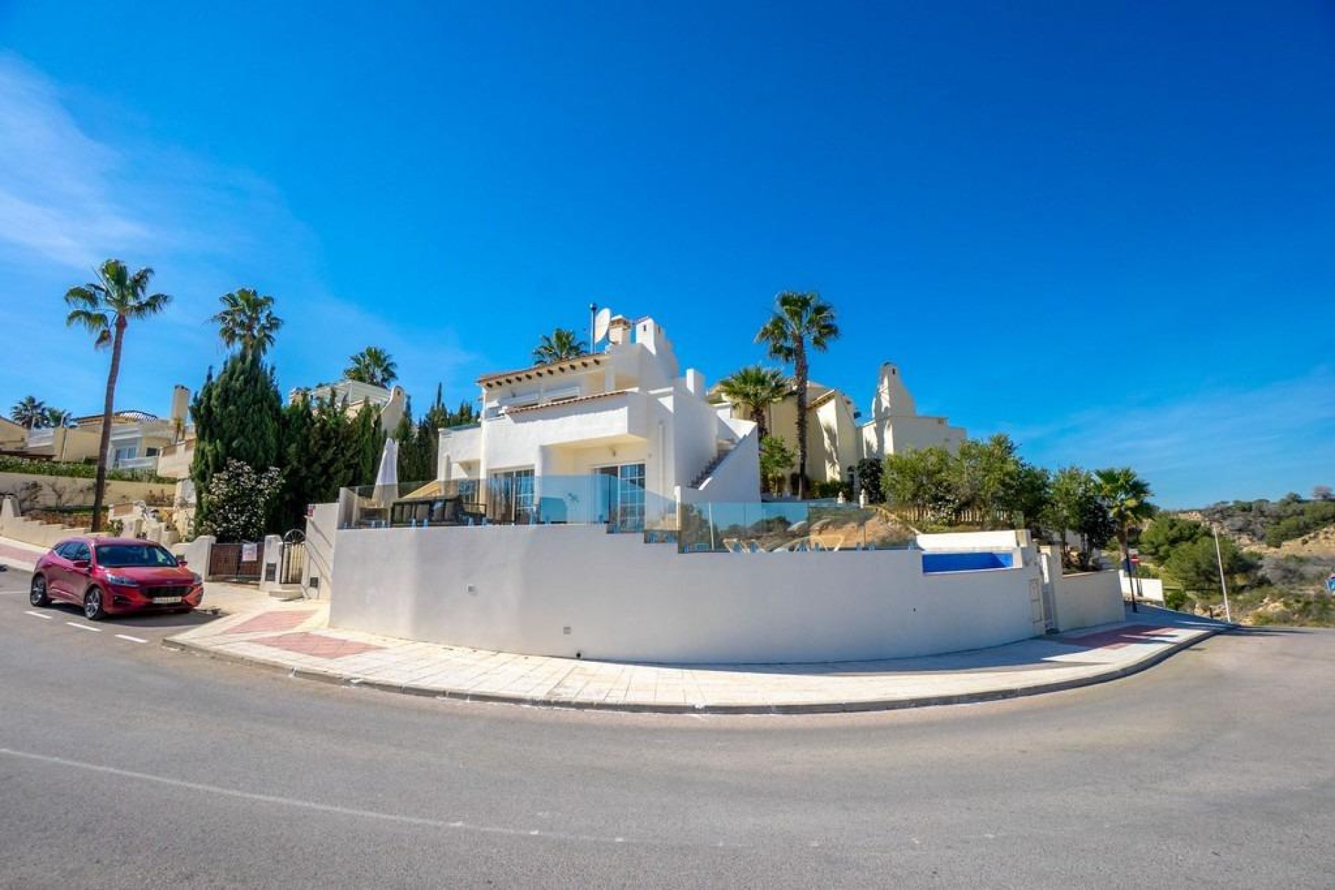 Återförsäljning - Villa -
Orihuela Costa - Las Ramblas