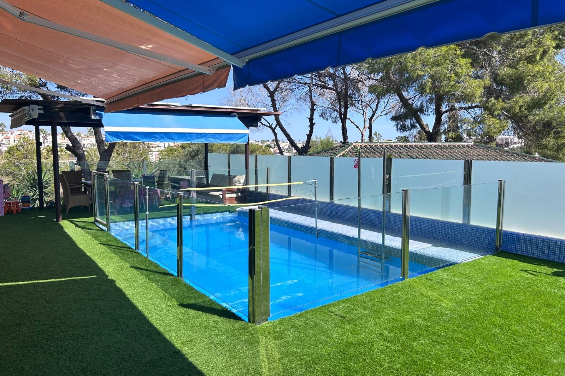 Återförsäljning - Villa -
Orihuela Costa - Lomas de Cabo Roig-Los Dolses