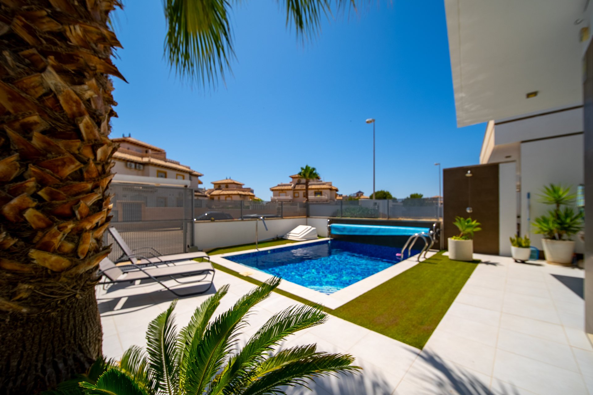 Återförsäljning - Villa -
Orihuela Costa - Lomas de Cabo Roig