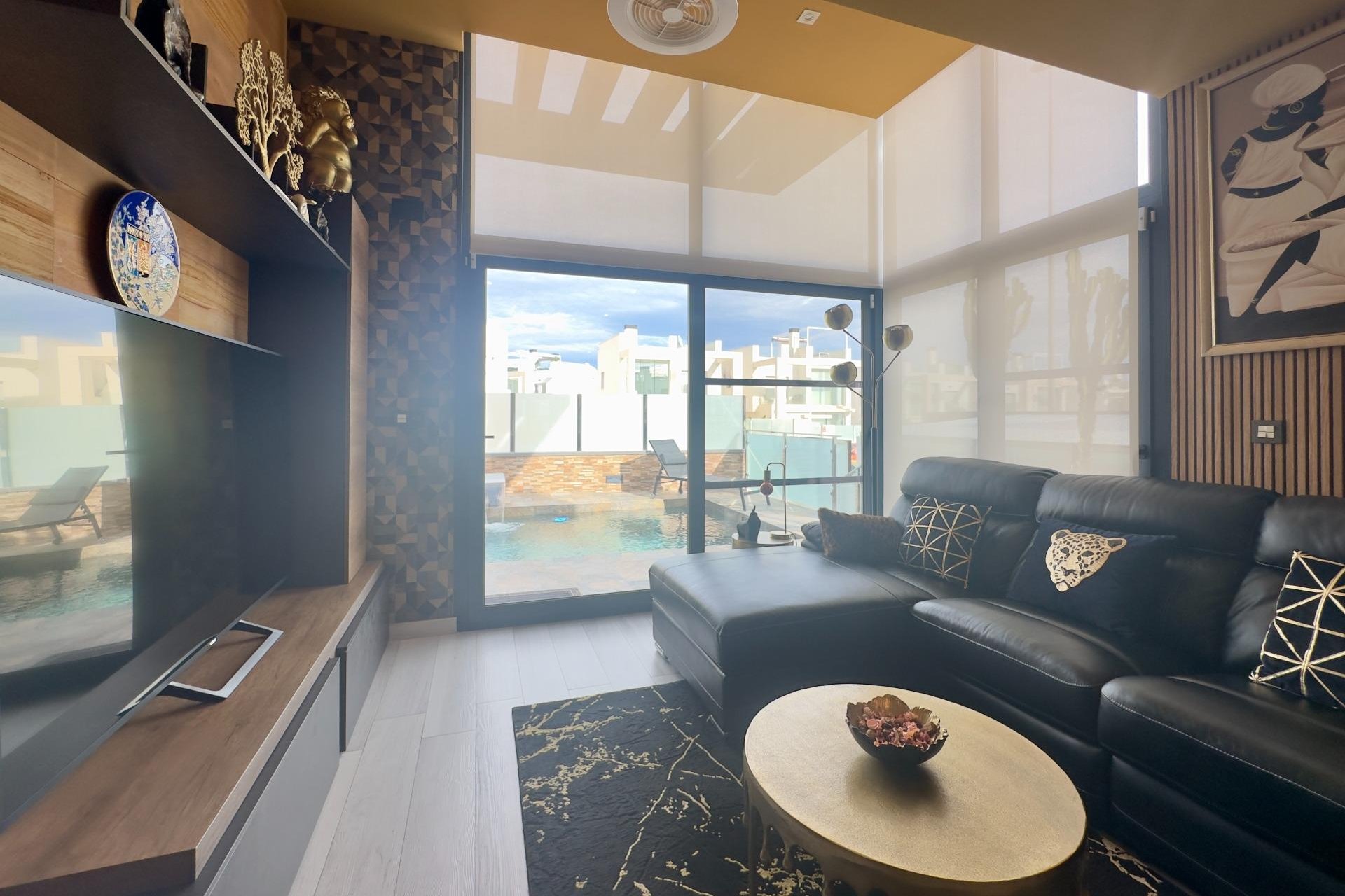 Återförsäljning - Villa -
Orihuela Costa - Lomas de Cabo Roig