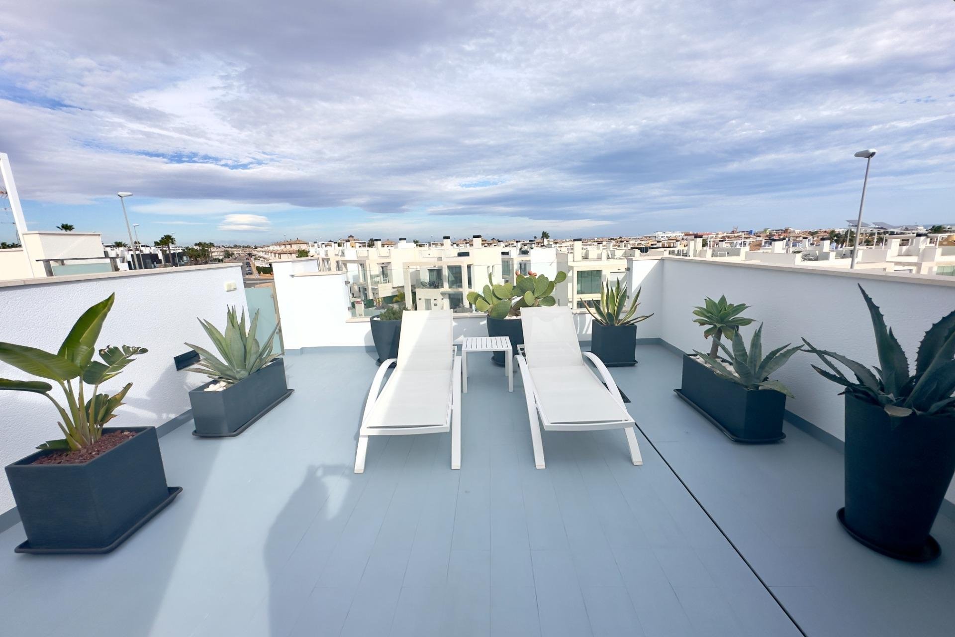 Återförsäljning - Villa -
Orihuela Costa - Lomas de Cabo Roig