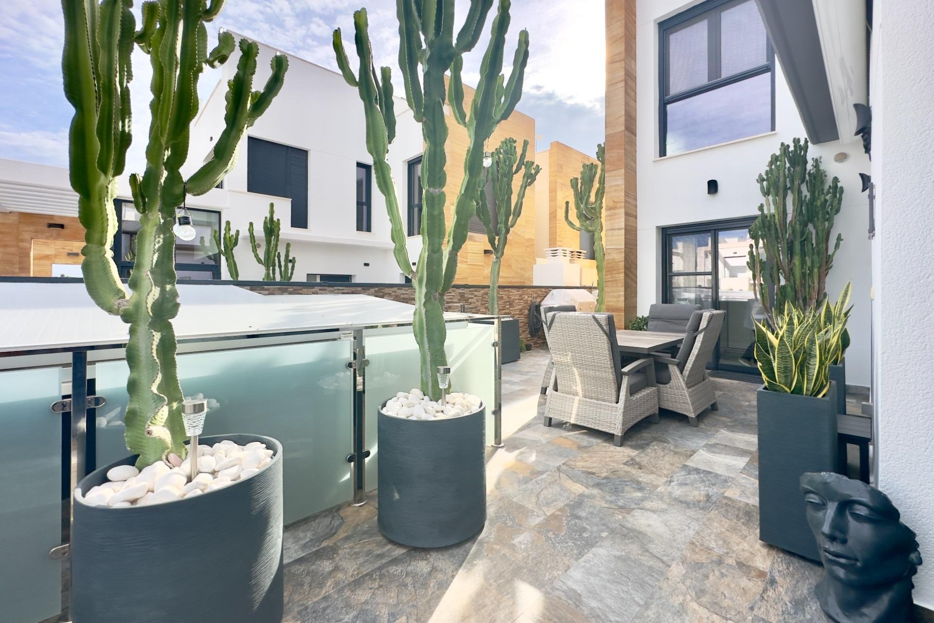 Återförsäljning - Villa -
Orihuela Costa - Lomas de Cabo Roig