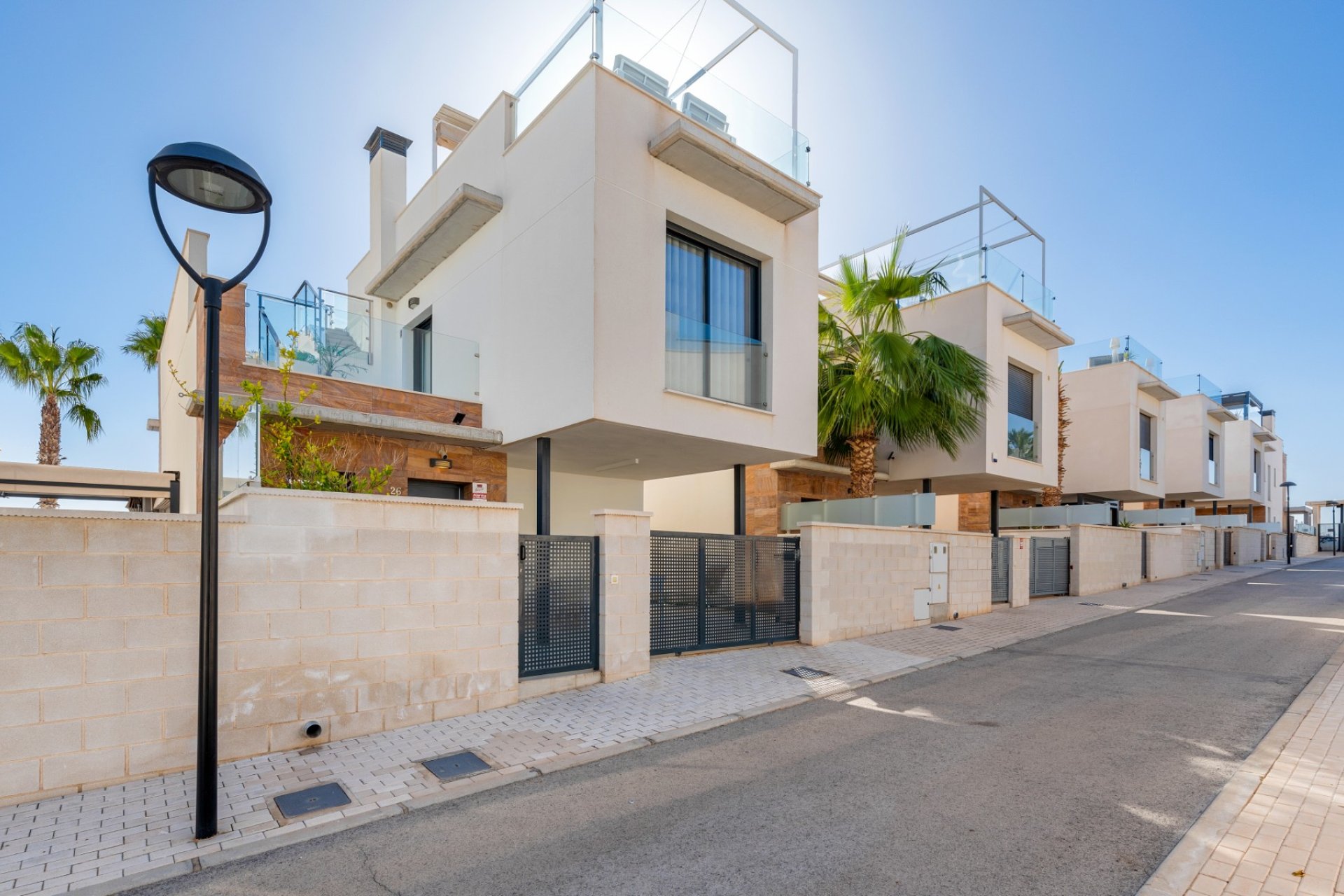 Återförsäljning - Villa -
Orihuela Costa - Lomas de Cabo Roig