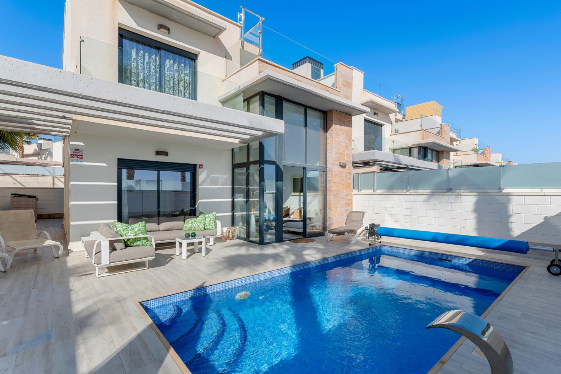 Återförsäljning - Villa -
Orihuela Costa - Lomas de Cabo Roig