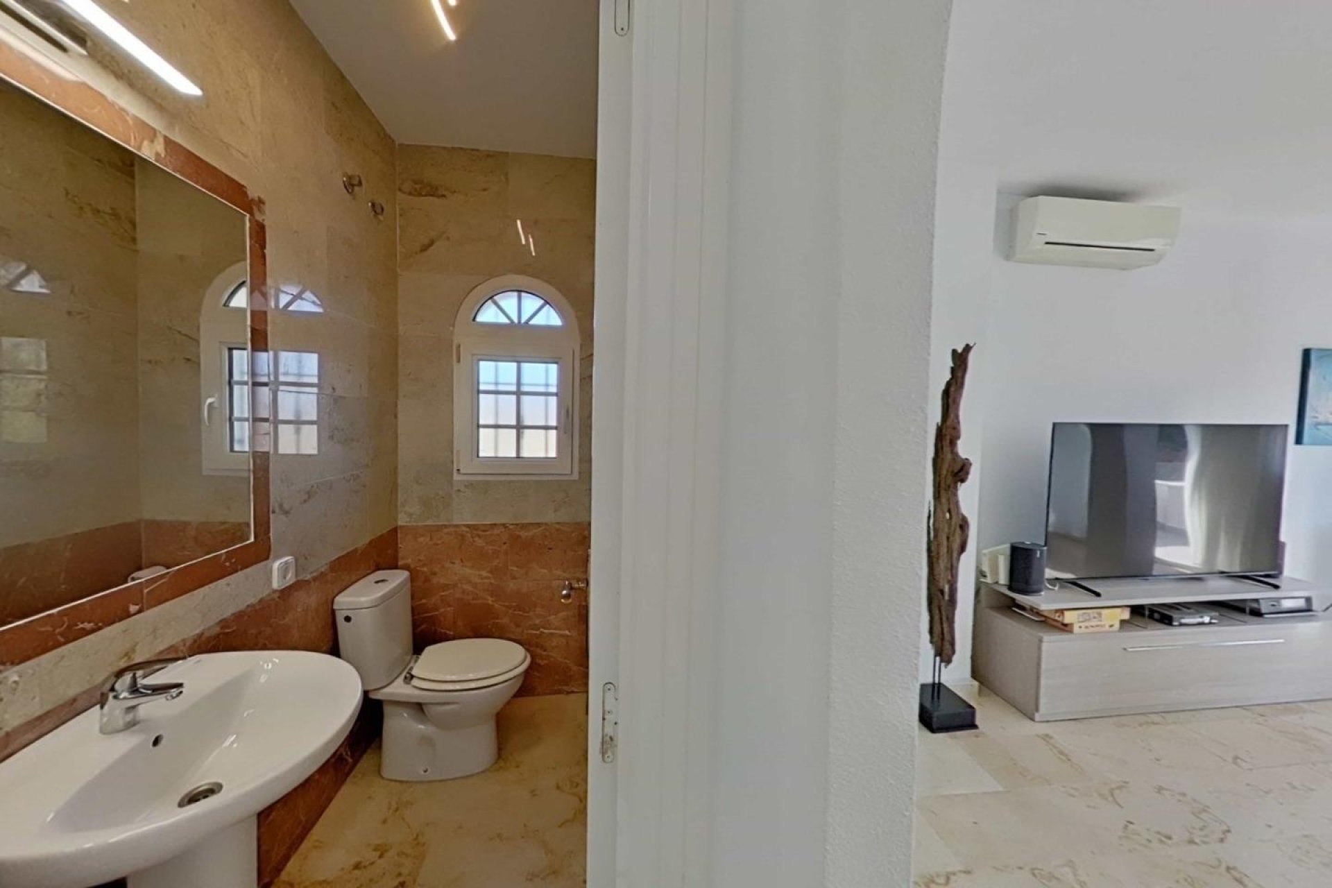 Återförsäljning - Villa -
Orihuela Costa - Lomas de Campoamor-Las Ramblas