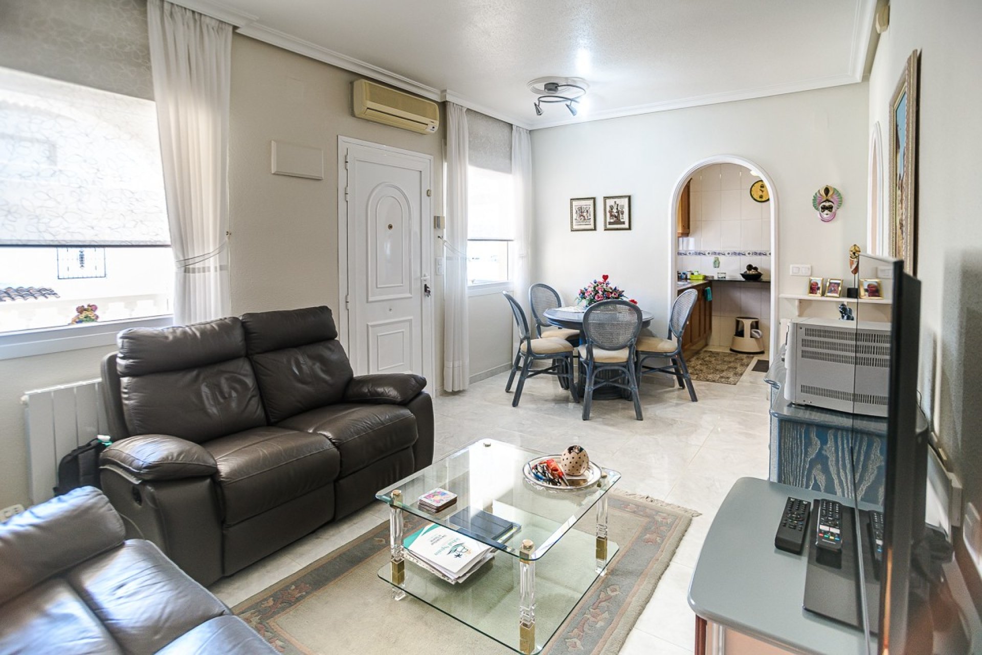 Återförsäljning - Villa -
Orihuela Costa - Los Altos
