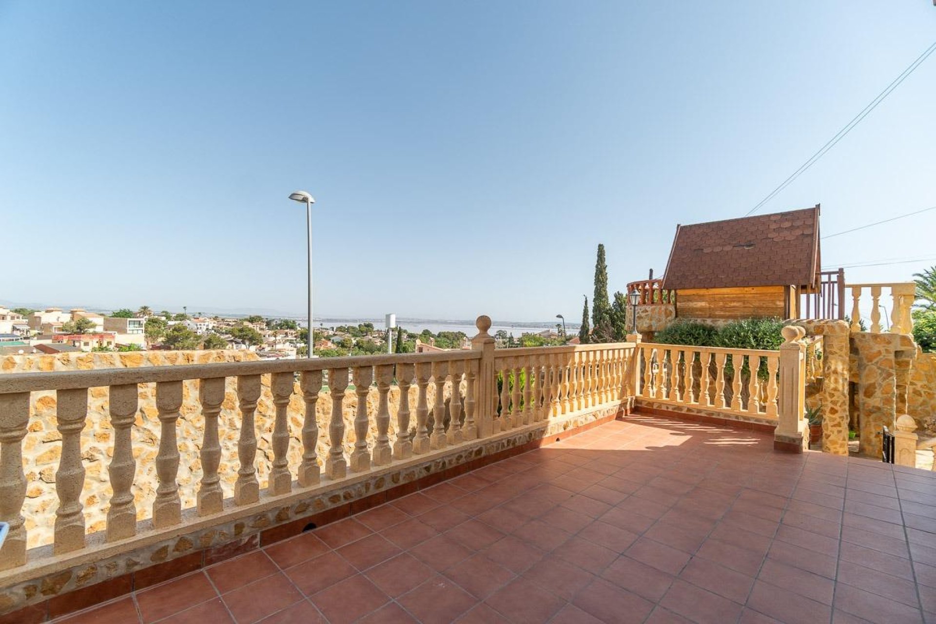 Återförsäljning - Villa -
Orihuela Costa - Los Balcones