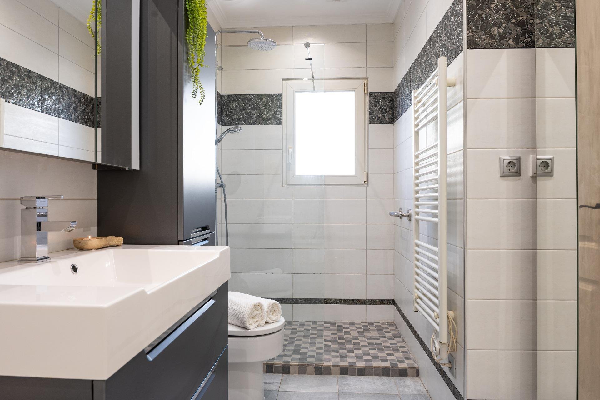 Återförsäljning - Villa -
Orihuela Costa - Playa Flamenca