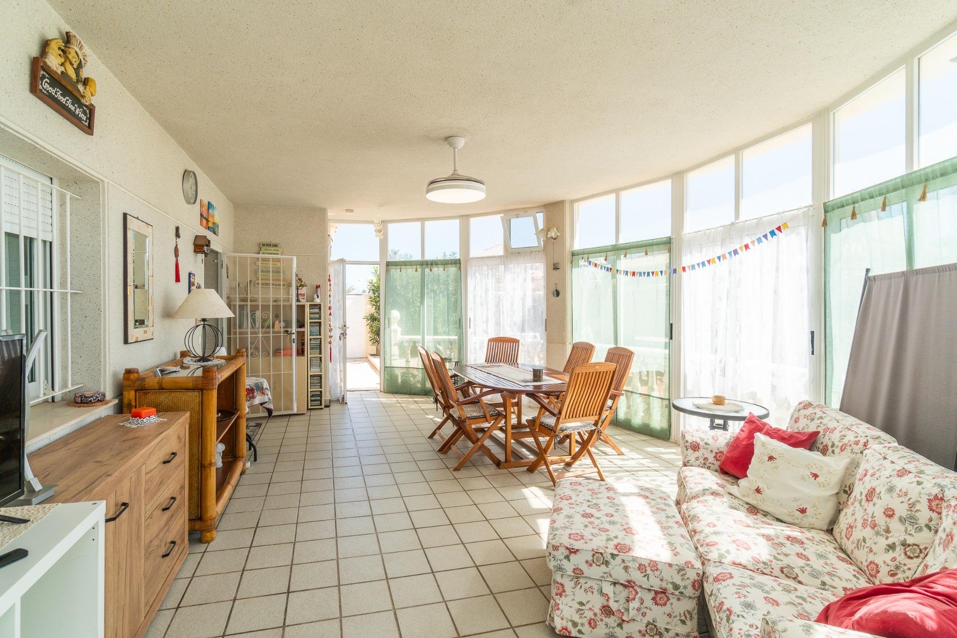 Återförsäljning - Villa -
Orihuela Costa - Playa Flamenca