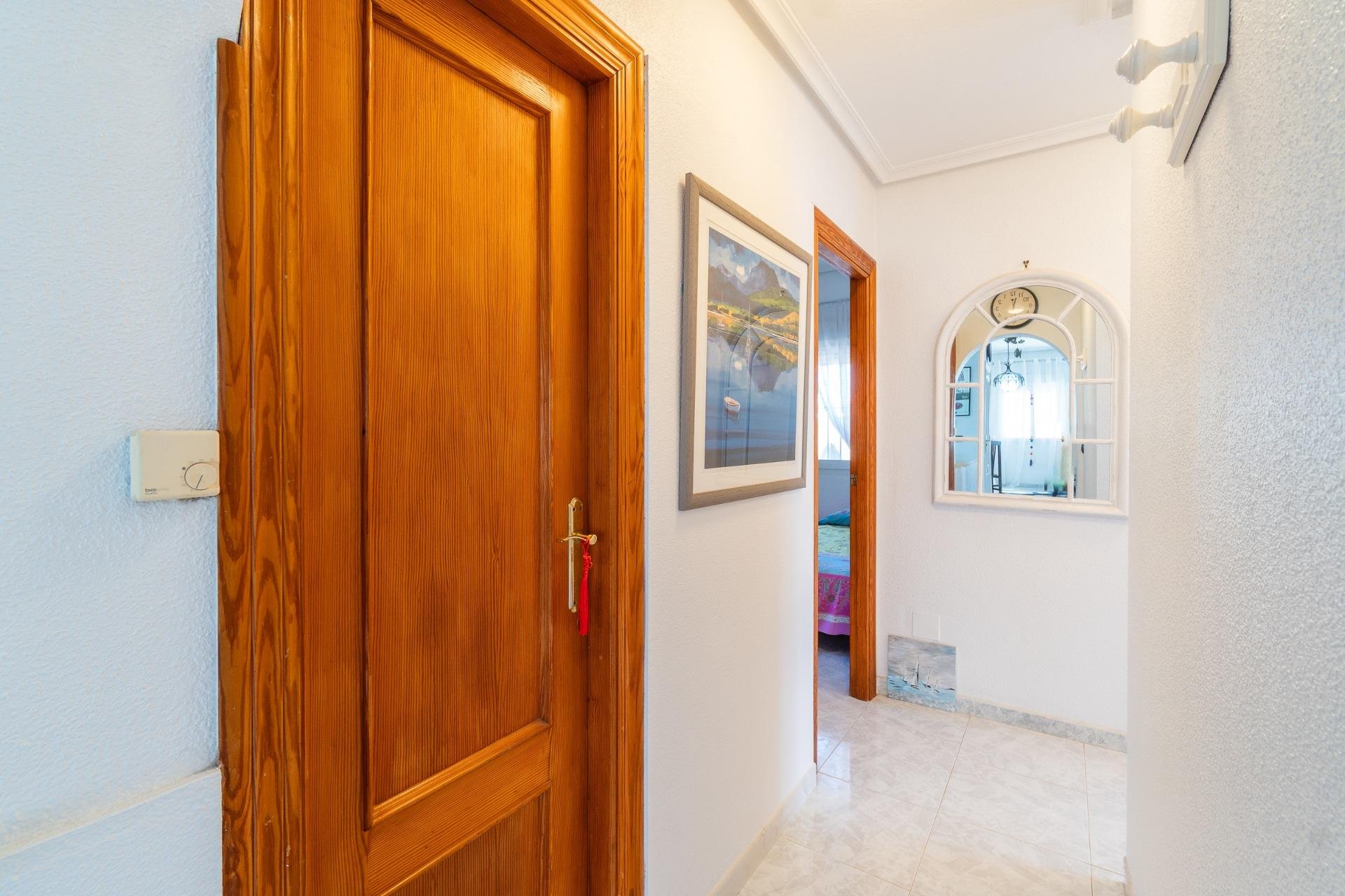 Återförsäljning - Villa -
Orihuela Costa - Playa Flamenca