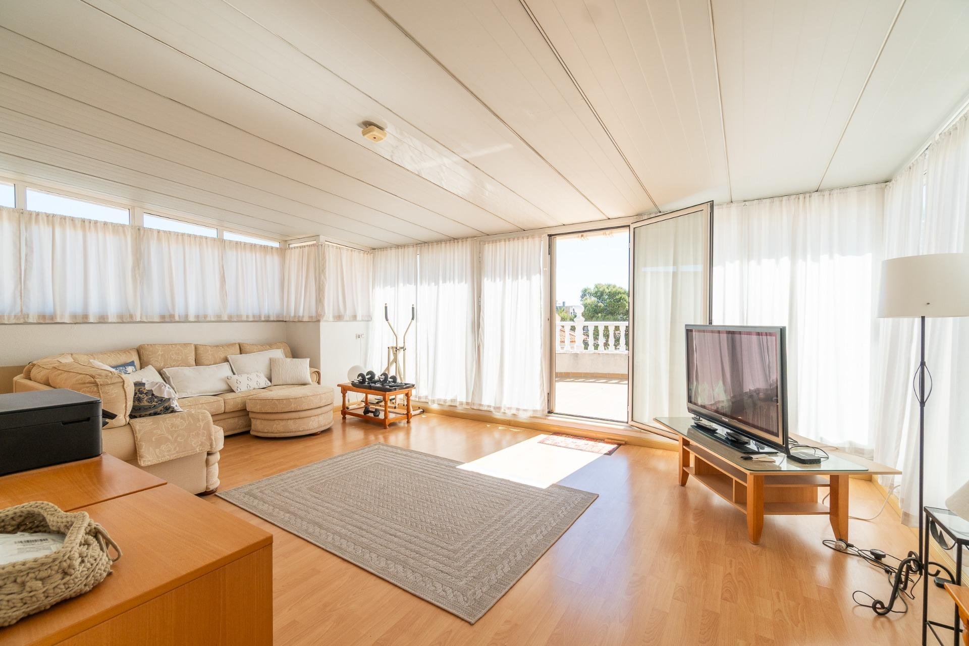 Återförsäljning - Villa -
Orihuela Costa - Playa Flamenca