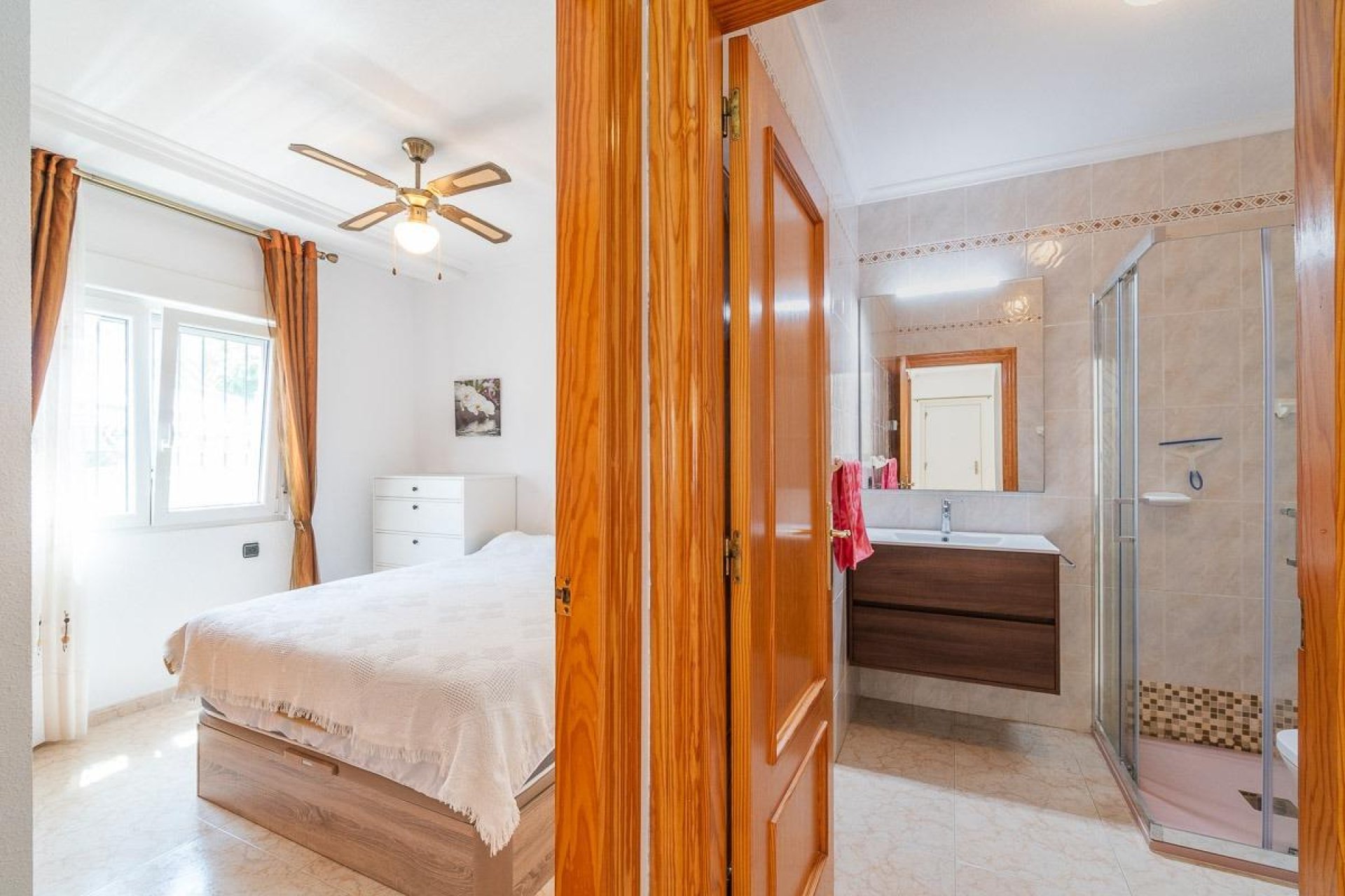 Återförsäljning - Villa -
Orihuela Costa - Playa Flamenca