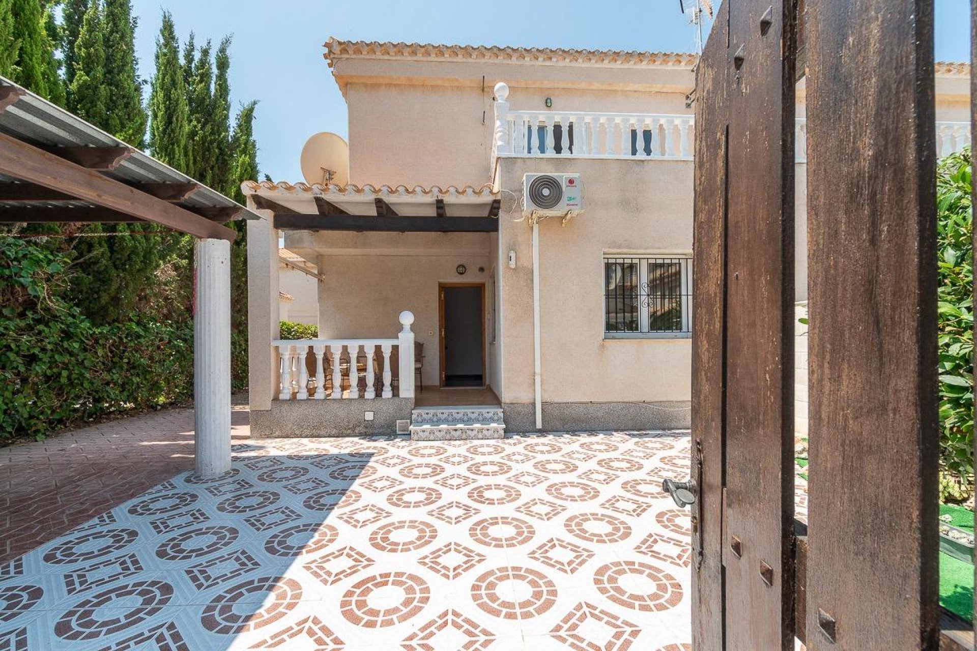 Återförsäljning - Villa -
Orihuela Costa - Playa Flamenca