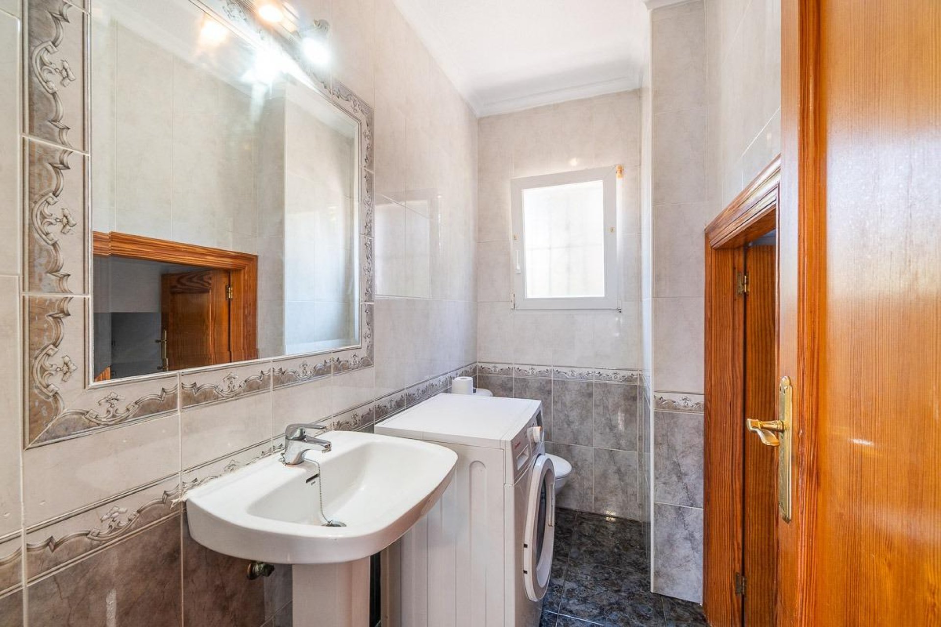 Återförsäljning - Villa -
Orihuela Costa - Playa Flamenca