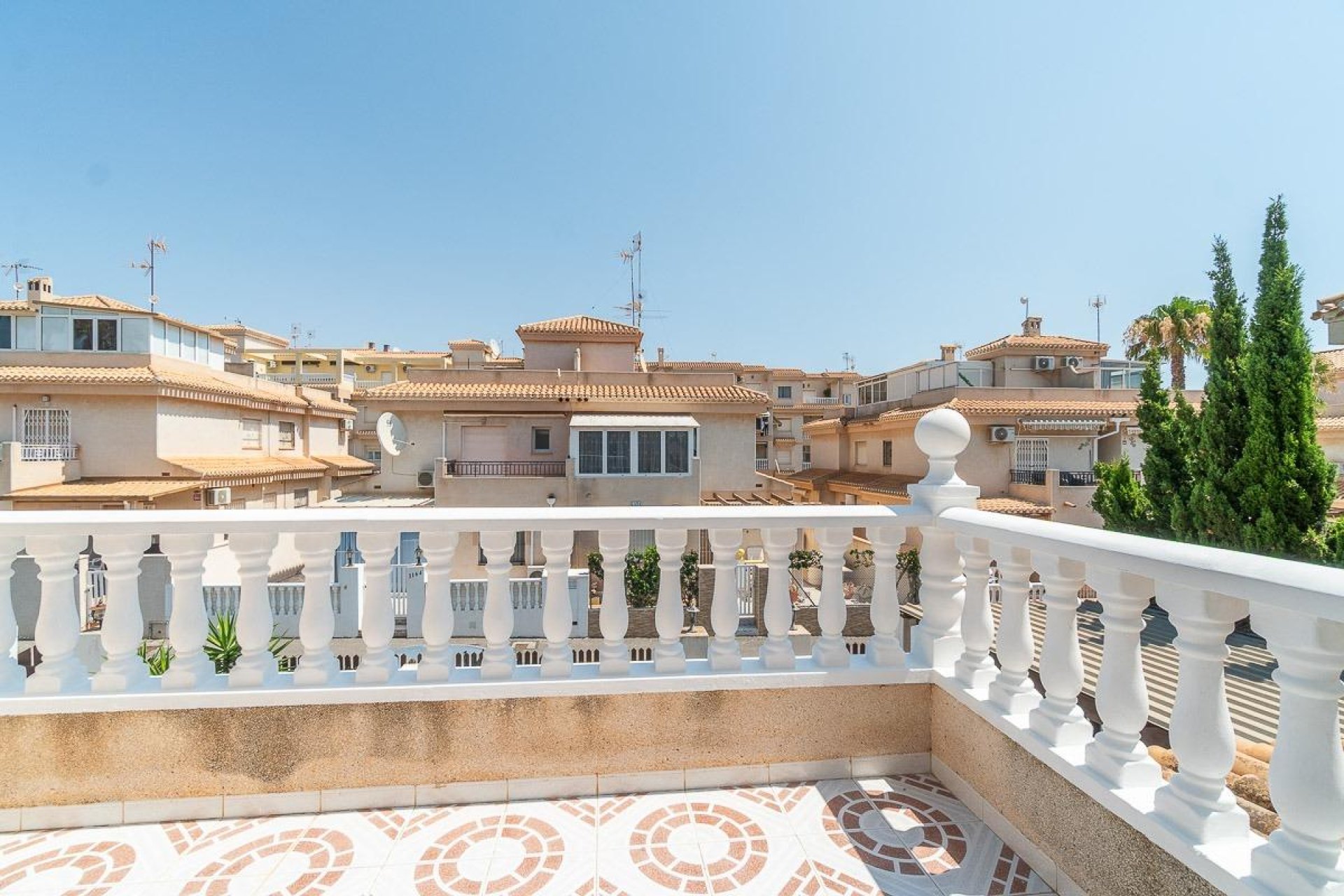 Återförsäljning - Villa -
Orihuela Costa - Playa Flamenca