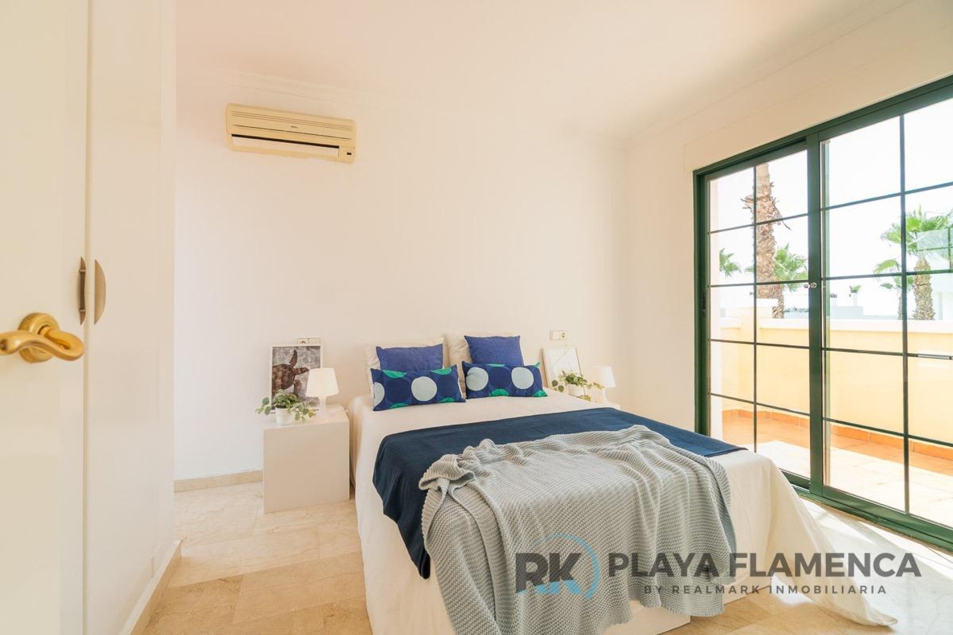 Återförsäljning - Villa -
Orihuela Costa - Villamartín-Las Filipinas