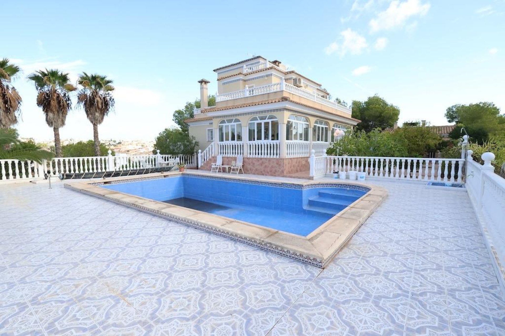 Återförsäljning - Villa -
Orihuela Costa - Villamartín-Las Filipinas